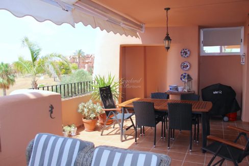 Hovedterrasse Fra Sofa Mot Spisebord
