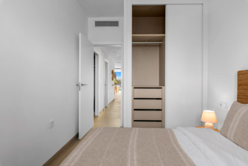 Soverom Garderobe Åpen