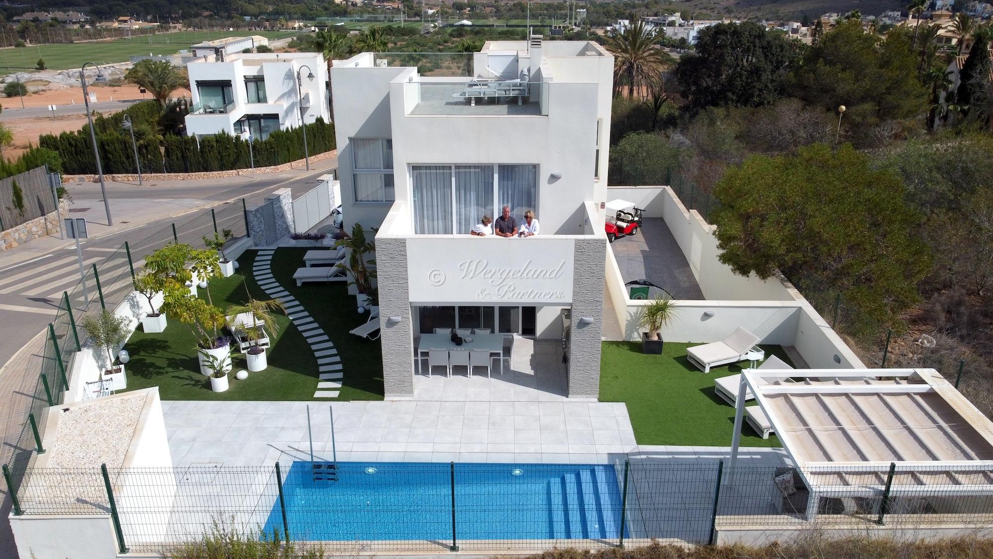 Construction of a villa – La Manga Club