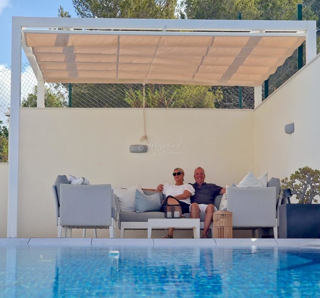 Casa Fjelberg by the pool