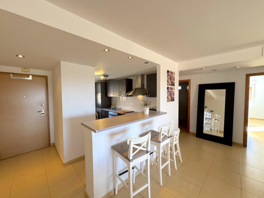  Entrance Kitchen