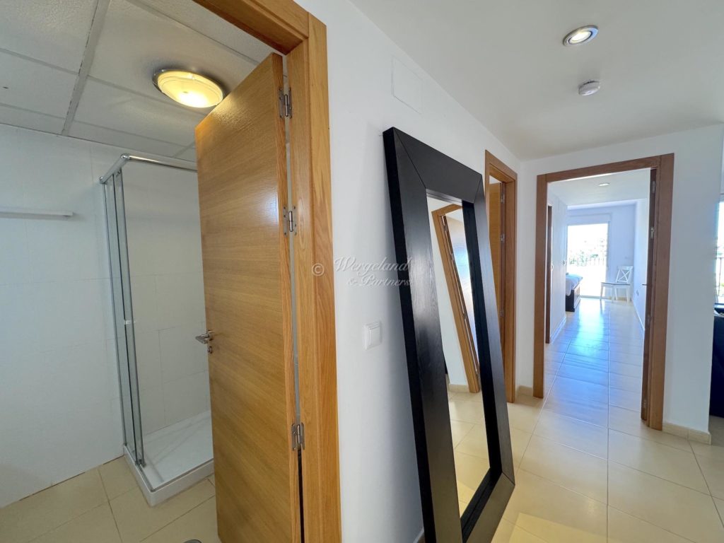  Hallway Bathroom 2