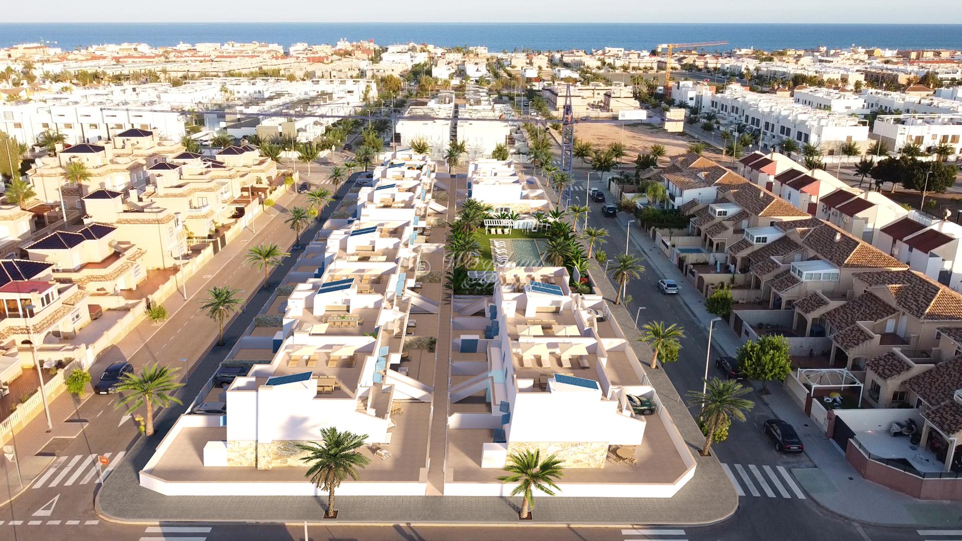Ground floor, 3 bed, shared pool, walk to the beach [PMP133]