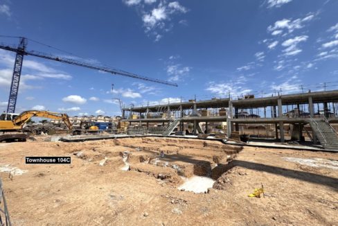 Rekkeus 104C Fra Calle Norte