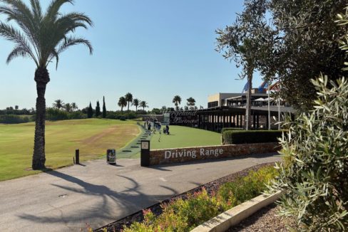 New Driving Range With Toptracer Technology